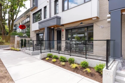 103 433 E 3rd Street, North Vancouver, BC, North Vancouver — Townhouse for sale