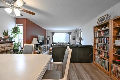 Kitchen Photo of 801 1750 Mckenzie Road, Abbotsford, BC
