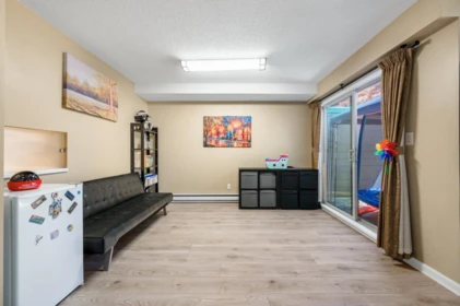 Kitchen Island Photo of 73 6880 Lucas Road, Richmond, BC