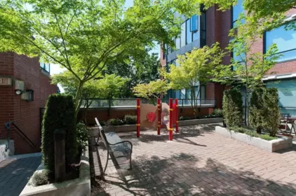 Hot Tub / Spa Photo of 403 3228 Tupper Street, Vancouver, BC
