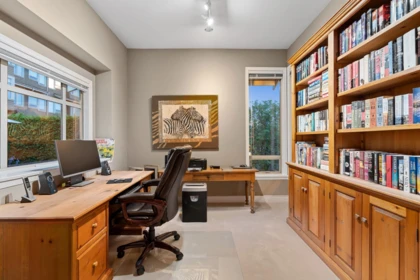 Breakfast Nook Photo of 2456 Carr Lane, West Vancouver, BC