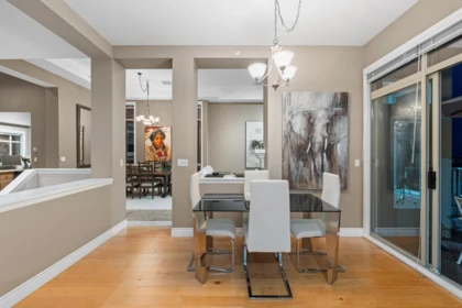 Kitchen Island Photo of 2456 Carr Lane, West Vancouver, BC