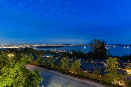 Office / Den Photo of 2456 Carr Lane, West Vancouver, BC