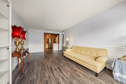 208 611 Blackford Street, New Westminster, BC, New Westminster — Apartment/Condo for sale