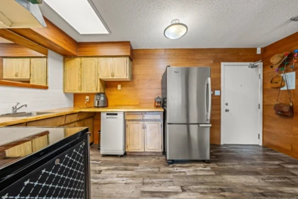 Primary Bedroom Photo of 208 611 Blackford Street, New Westminster, BC