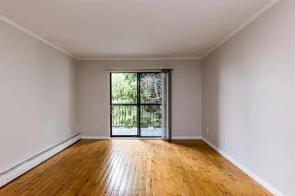 219 1442 Blackwood Street, White Rock, BC, White Rock — Apartment/Condo for sale