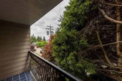 Hot Tub / Spa Photo of 219 1442 Blackwood Street, White Rock, BC