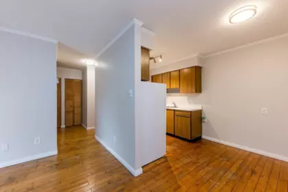 Walk-In Closet Photo of 219 1442 Blackwood Street, White Rock, BC