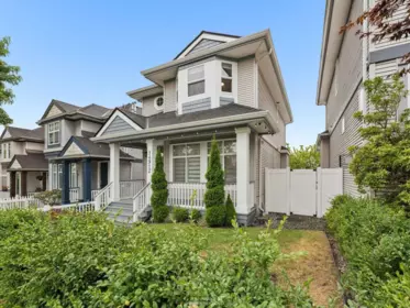 Front Yard Photo of 14912 57 Avenue, Surrey, BC