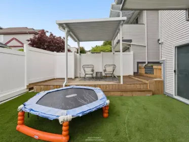 Swimming Pool Photo of 14912 57 Avenue, Surrey, BC