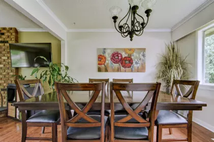 Kitchen Island Photo of 18843 120 Avenue, Pitt Meadows, BC