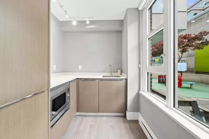 Swimming Pool Photo of 705 538 W 7th Avenue, Vancouver, BC