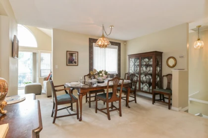 Kitchen Island Photo of 135 4001 Old Clayburn Road, Abbotsford, BC