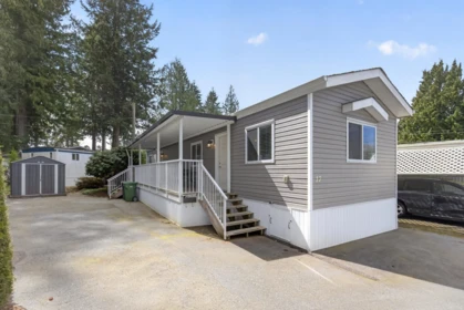 17 24330 Fraser Highway, Langley, BC, Langley — Manufactured Home for sale