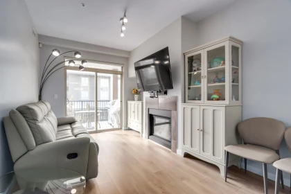 204 6077 London Road, Richmond, BC, Richmond — Apartment/Condo for sale