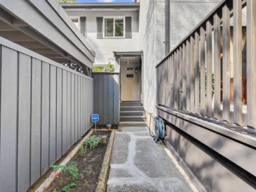 162 James Road, Port Moody, BC, Port Moody — Townhouse for sale