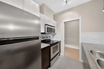 Primary Bedroom Photo of 222 13733 107a Avenue, Surrey, BC