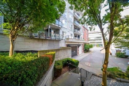 Staircase Photo of 222 13733 107a Avenue, Surrey, BC