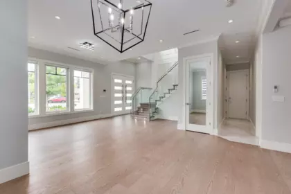 Kitchen Island Photo of 15632 Bowler Place, Surrey, BC