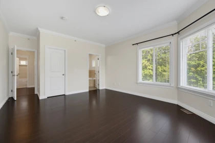 Basement Recreation Room Photo of 11335 Creekside Street, Maple Ridge, BC