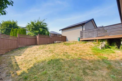 Hot Tub / Spa Photo of 11335 Creekside Street, Maple Ridge, BC
