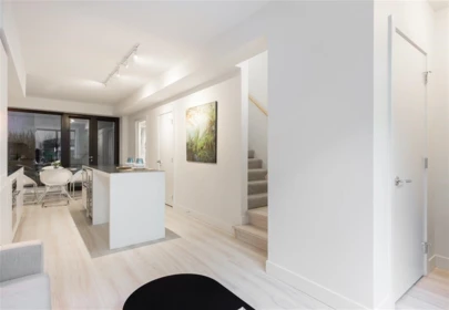 Dining Area Photo of 1135 Hornby Street, Vancouver, BC