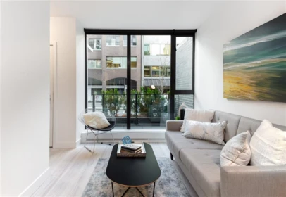 Family Room Photo of 1135 Hornby Street, Vancouver, BC