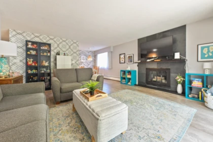 Dining Area Photo of 206 15010 Roper Avenue, White Rock, BC