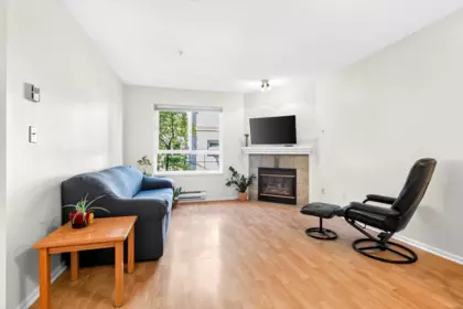 205 8110 120a Street, Surrey, BC, Surrey — Apartment/Condo for sale