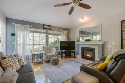 Dining Area Photo of 52 17917 68 Avenue, Surrey, BC
