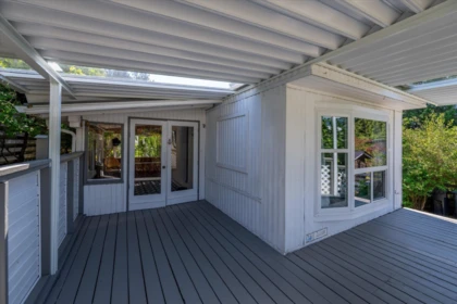 Family Room Photo of 827 Minaty Lane, Britannia Beach, BC