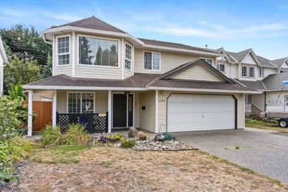 45470 Spruce Drive, Chilliwack, BC, Chilliwack — Single Family Residence for sale
