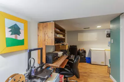 Office / Den Photo of 550 Cassiar Street, Vancouver, BC