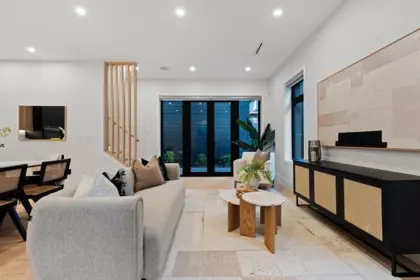 Living Room Photo of 5038 Granville Street, Vancouver, BC