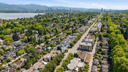 Backyard Photo of 402 3505 W Broadway, Vancouver, BC