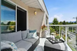 402 3505 W Broadway, Vancouver, BC