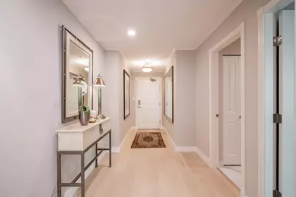 703 3131 Deer Ridge Drive, West Vancouver, BC, West Vancouver — Apartment/Condo for sale