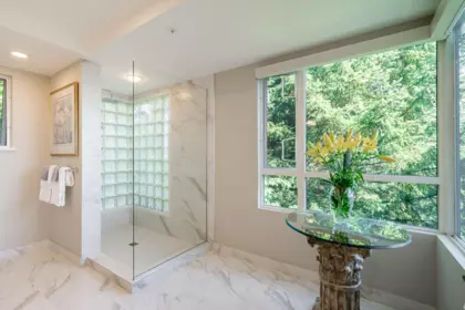 Entry Foyer Photo of 703 3131 Deer Ridge Drive, West Vancouver, BC