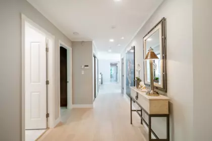 703 3131 Deer Ridge Drive, West Vancouver, BC, West Vancouver — Apartment/Condo for sale