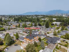 1 4561 Charlotte Court, Burnaby, BC