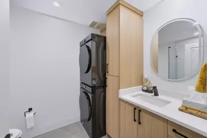 Guest Bathroom Photo of 20046 37a Avenue, Langley, BC