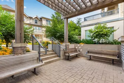 Front Yard Photo of B102 20487 65 Avenue, Langley, BC