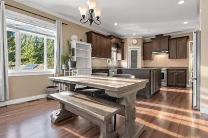 Breakfast Nook Photo of 21492 Donovan Avenue, Maple Ridge, BC