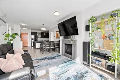 Kitchen Photo of 202 14200 Riverport Way, Richmond, BC