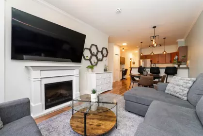 Breakfast Nook Photo of 102 2632 Pauline Street, Abbotsford, BC