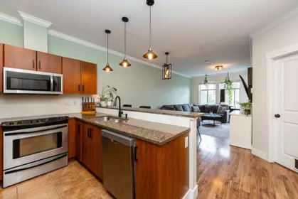 Dining Area Photo of 102 2632 Pauline Street, Abbotsford, BC