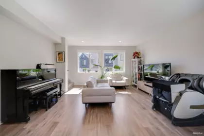 Dining Area Photo of 9 1871 165a Street, Surrey, BC