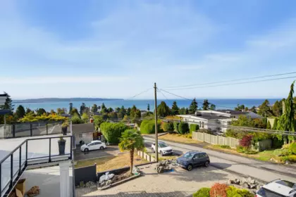 1040 Lee Street, White Rock, BC, White Rock — Single Family Residence for sale