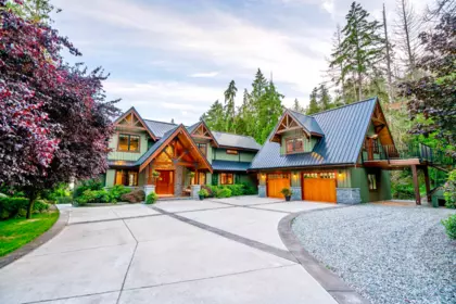 949 Arbutus Bay Lane, Bowen Island, BC, Bowen island — Single Family Residence for sale