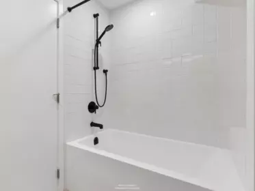 Swimming Pool Photo of 476 E 29th Avenue, Vancouver, BC